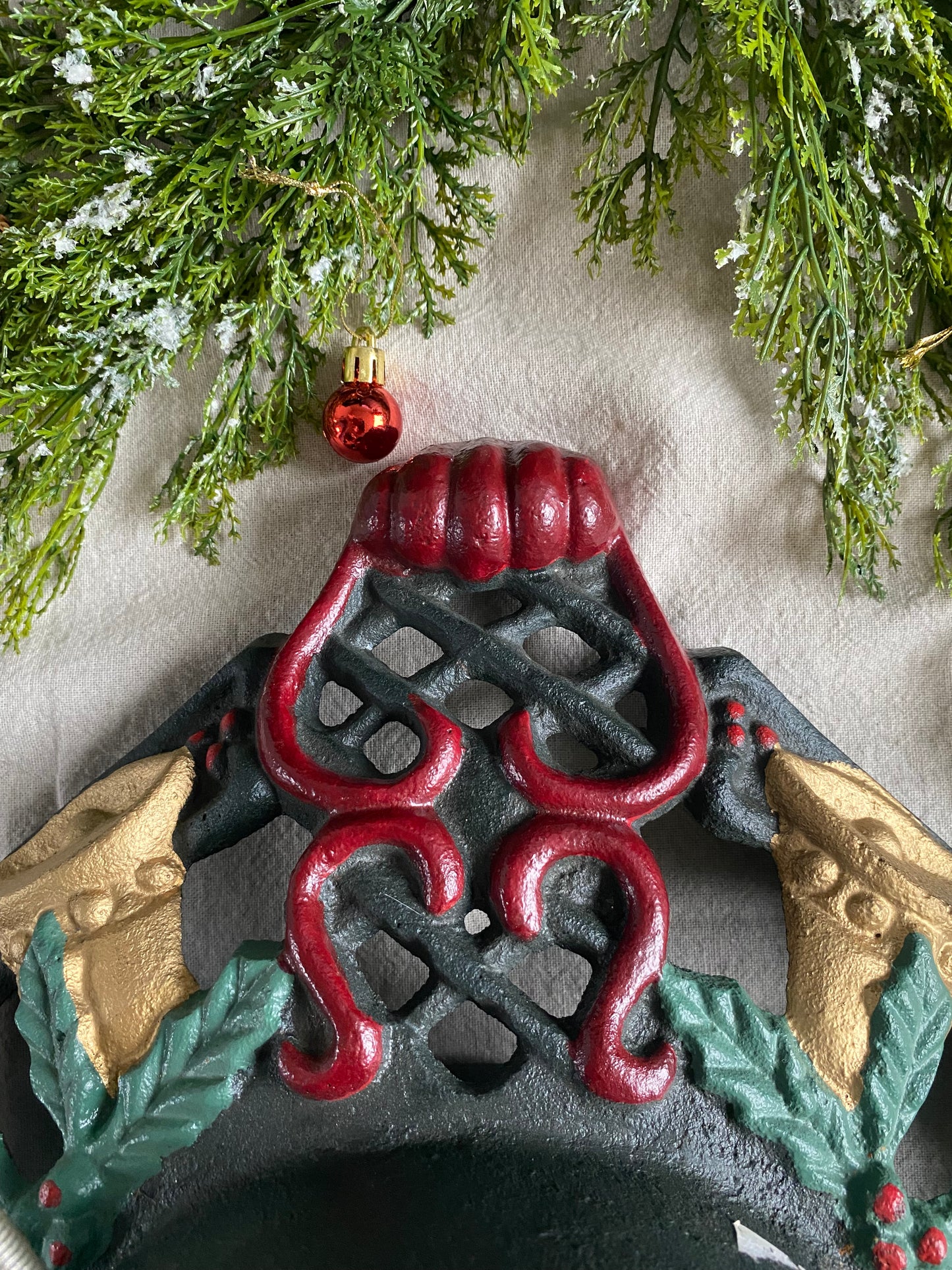 Vintage gietijzeren kerstboomvoet
