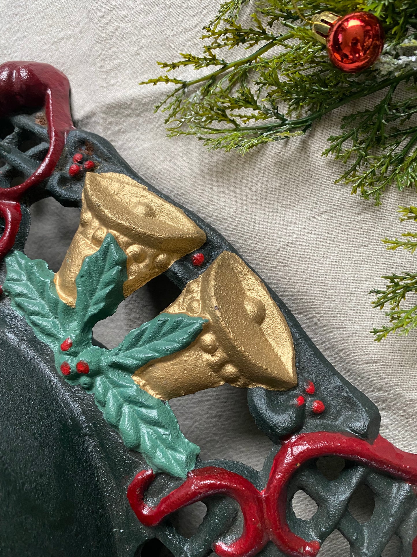 Vintage gietijzeren kerstboomvoet