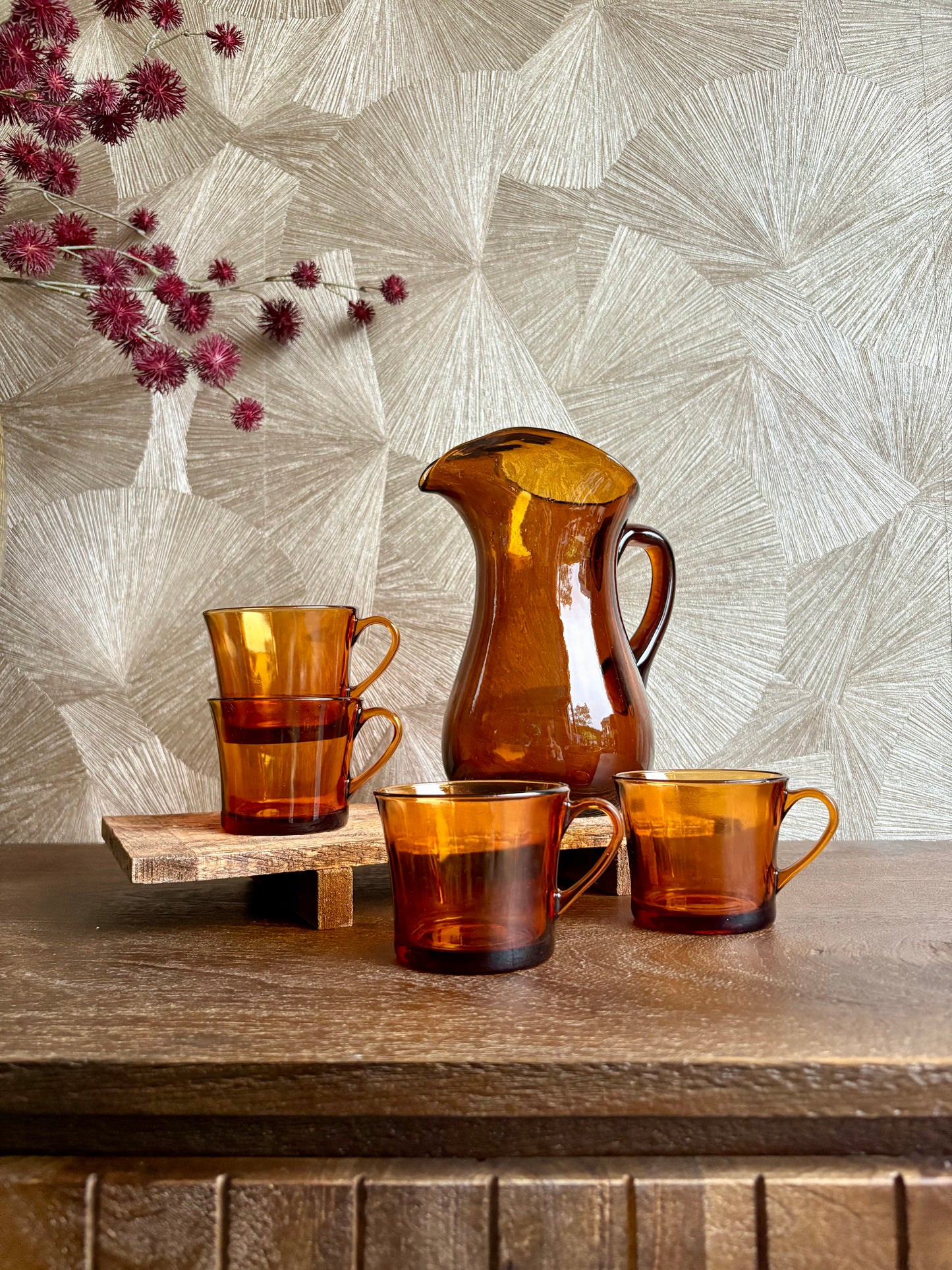 Vintage 70’s waterkan met kop & schotel | set van 5