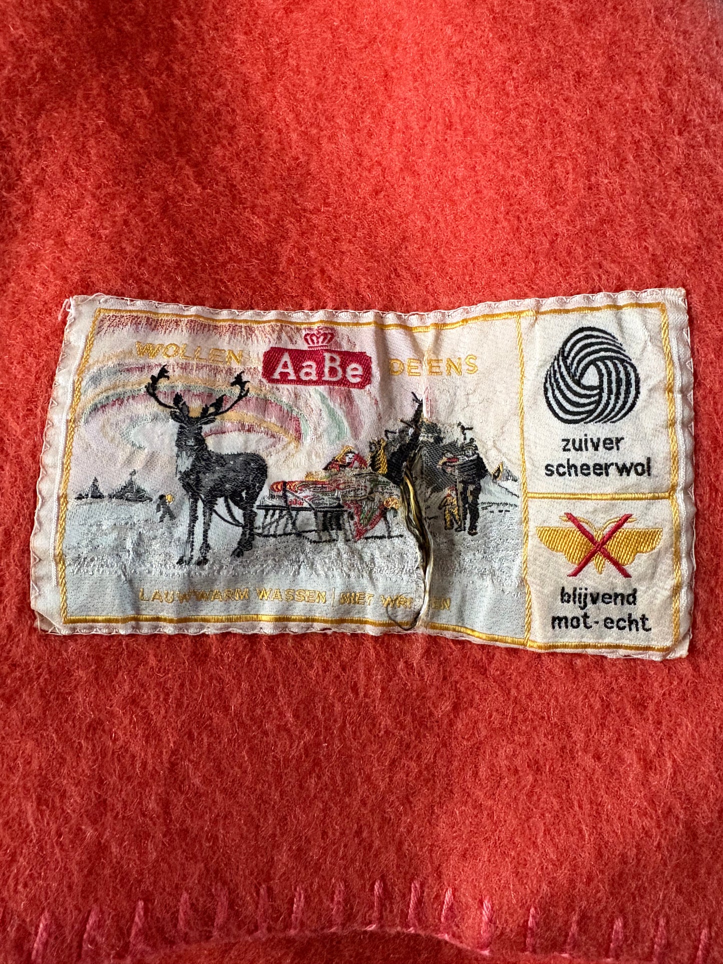 Vintage Aabe koraalrode wollen deken | 186 x 242 cm