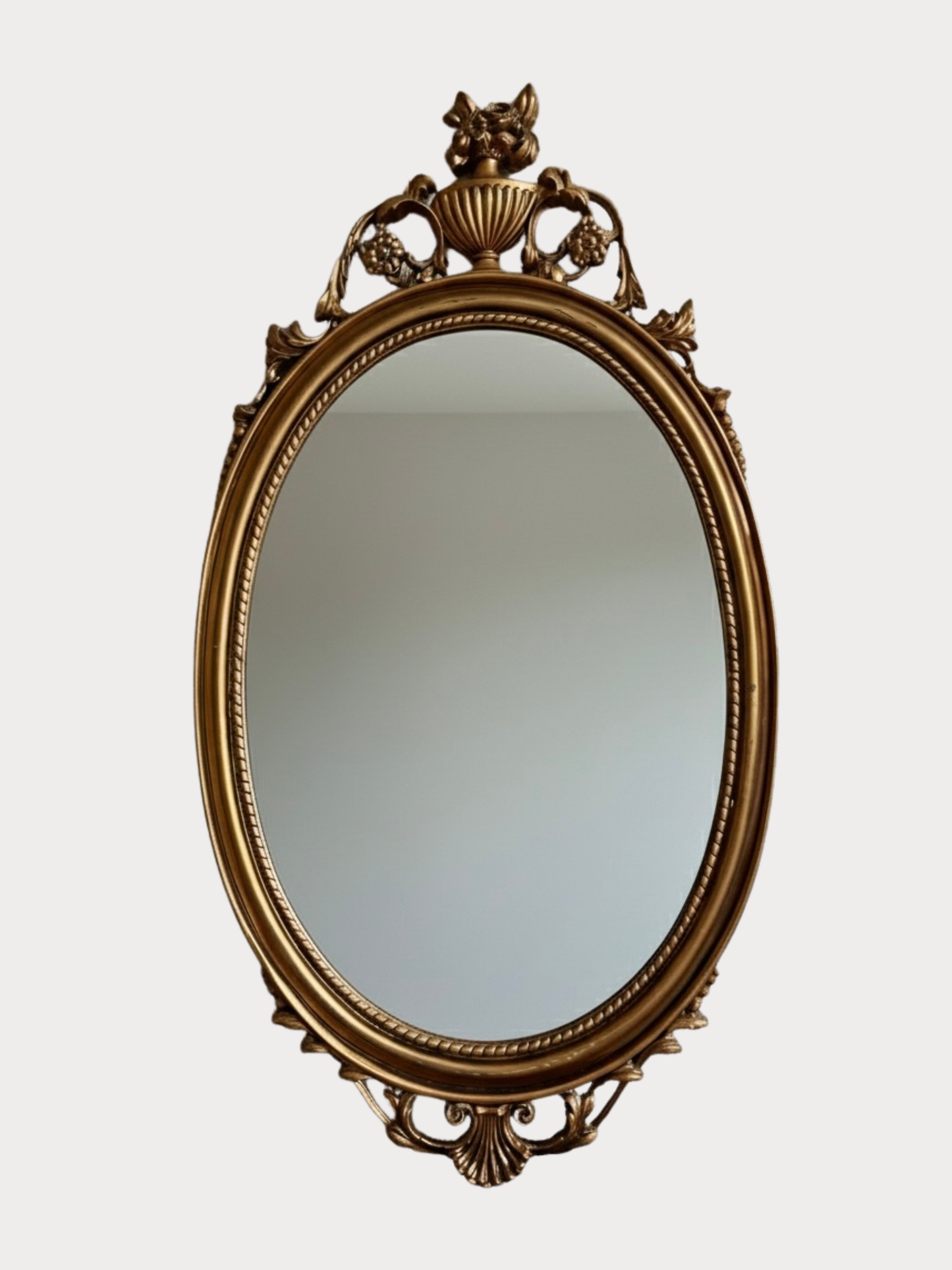 Vintage ovale Italiaanse gouden barokspiegel